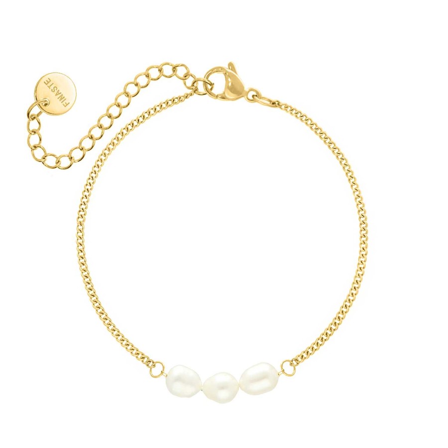 Armbanden Finaste | Triple Pearl Bracelet Goldplated