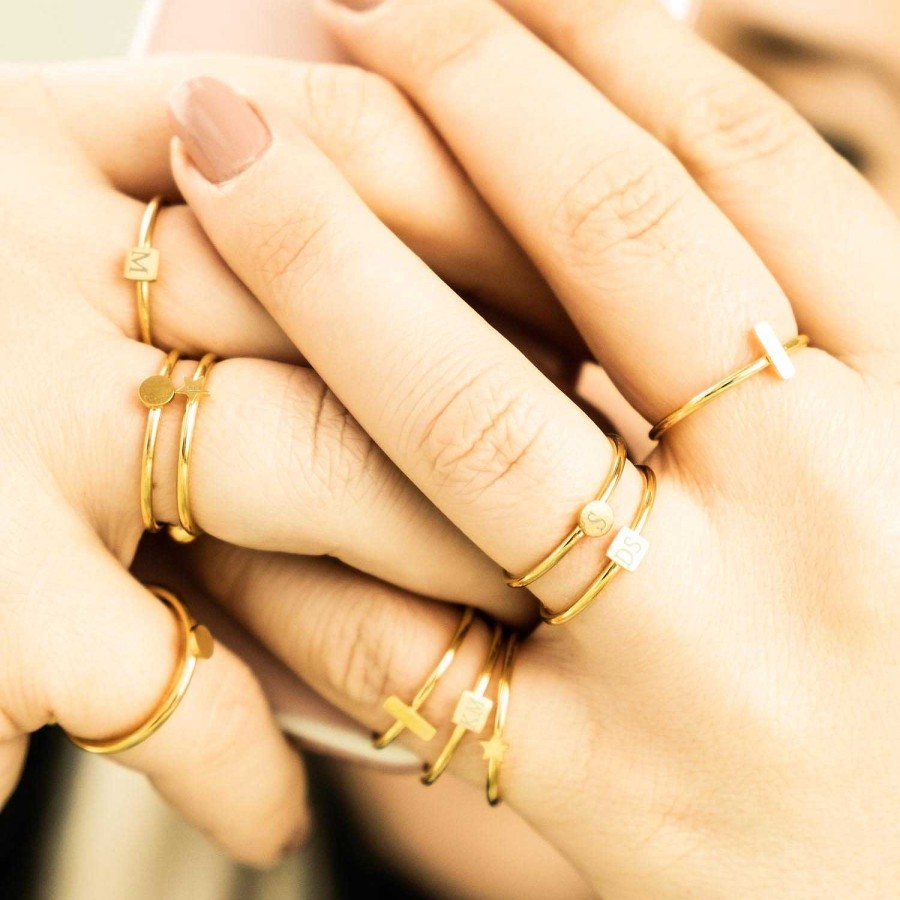 Ringen Finaste | Graveerbare Minimalistische Ring Met Vierkantje Goud Kleurig