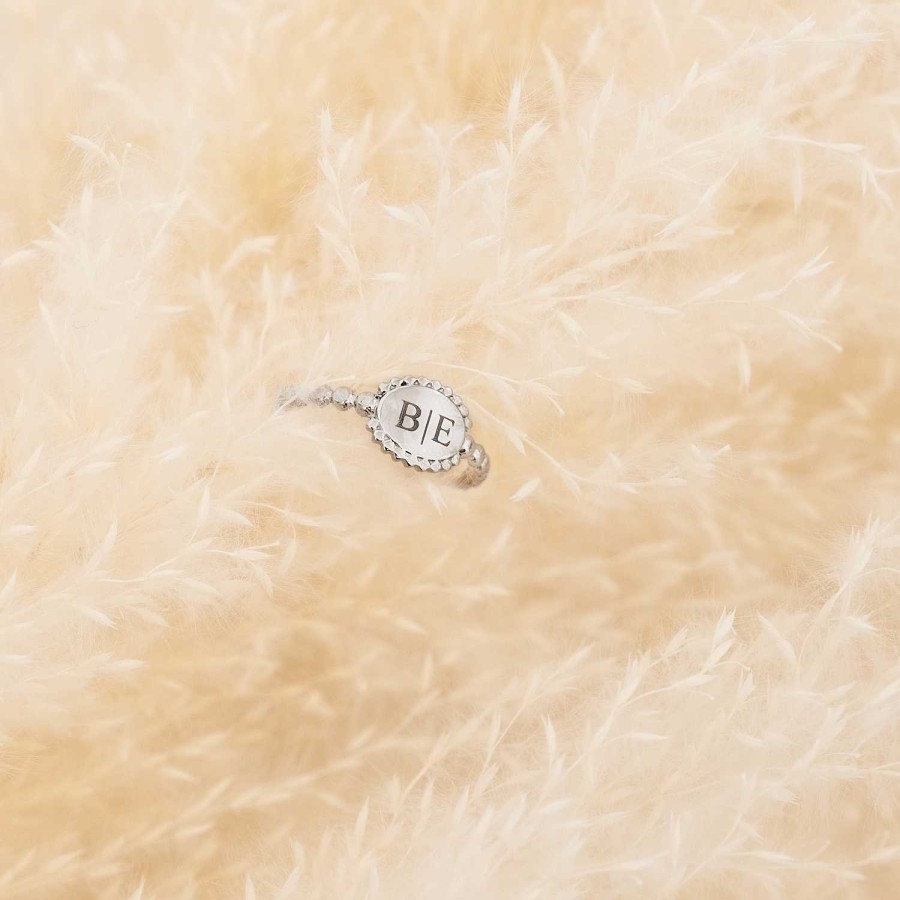 Ringen Finaste | Vintage Initial Ring