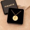 Kettingen Finaste | Coin Necklace 3 Initials Goldplated