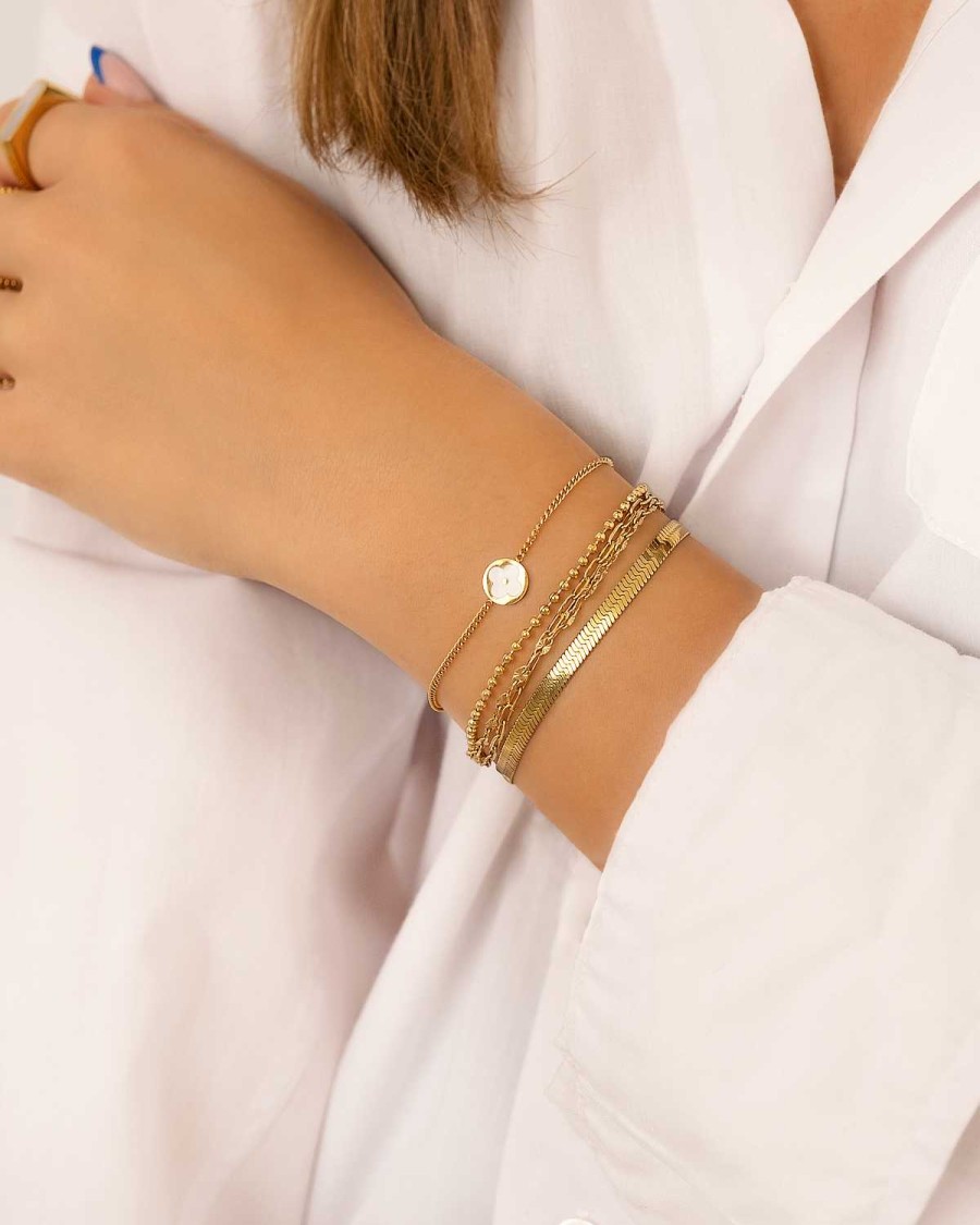 Armbanden Finaste | White Clover Bracelet Goudkleurig