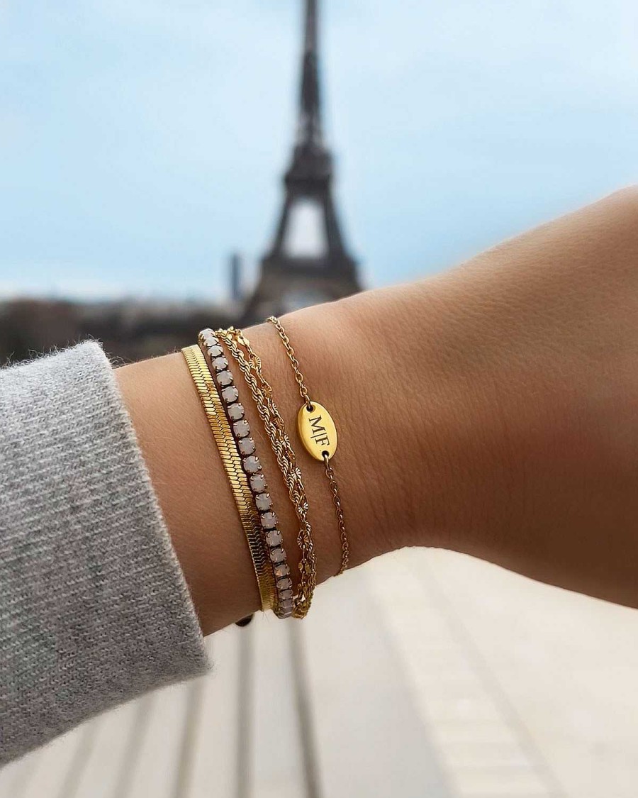 Armbanden Finaste | Musthave Armbandje Met 2 Letters Goud Kleurig